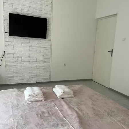 Maki 1 Apartamento *